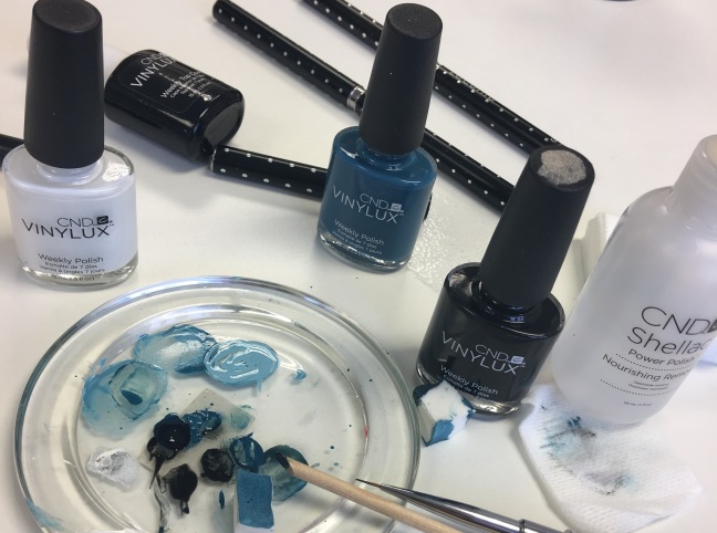 fee wallace hand painting nail art set up with cnd vinylux and lecente brushes
