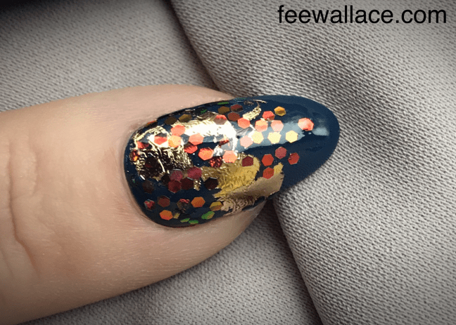 nail art by fee wallace with CND Shellac Winter Nights and Lecente Chunky Glitter and Gold foil